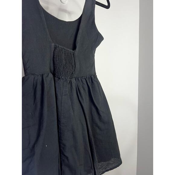 Urban Outfitter’s Silence + Noise  Juliette Sleeveless Fit & Flare Minidress - Picture 7 of 10